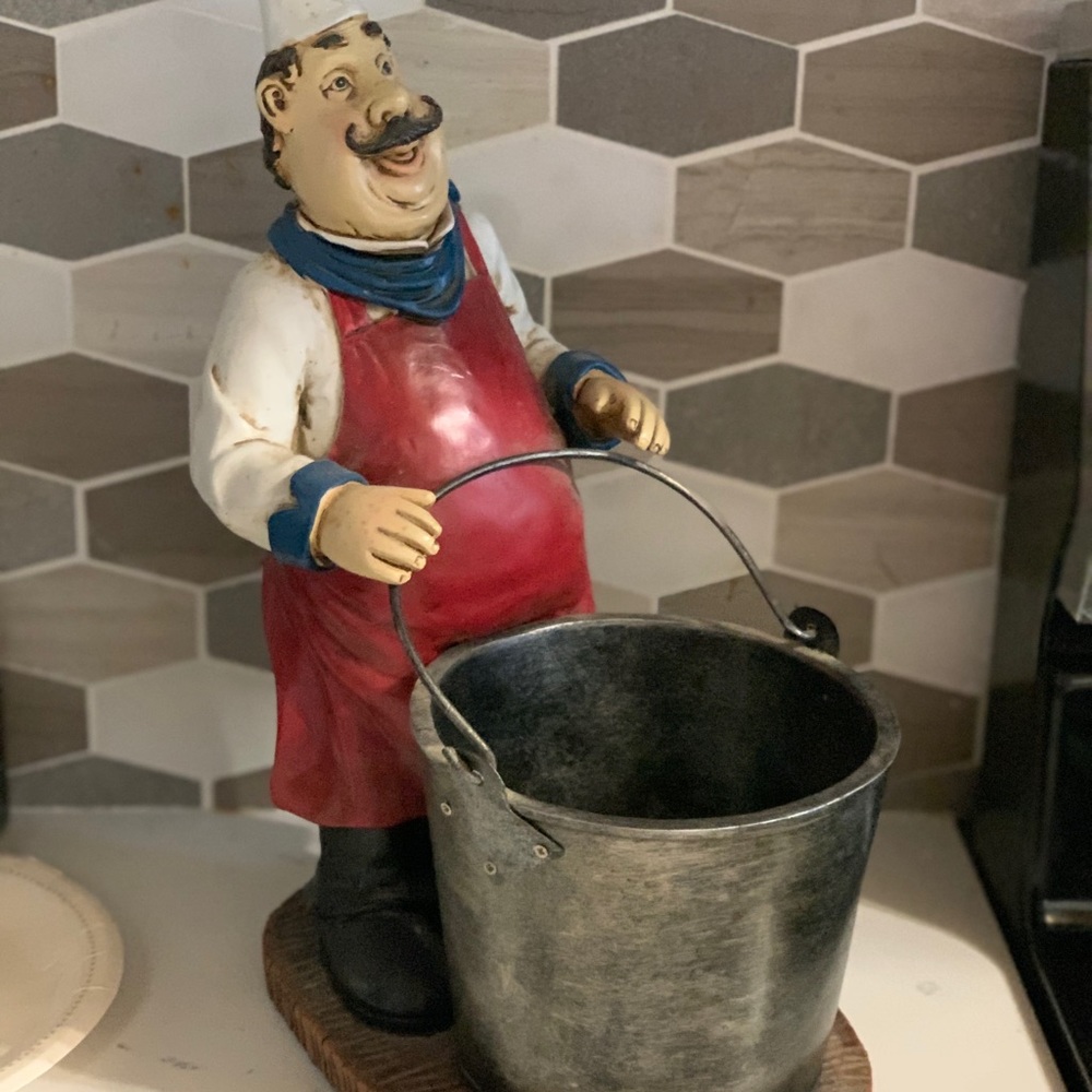 The chef kitchen whatever holder!
